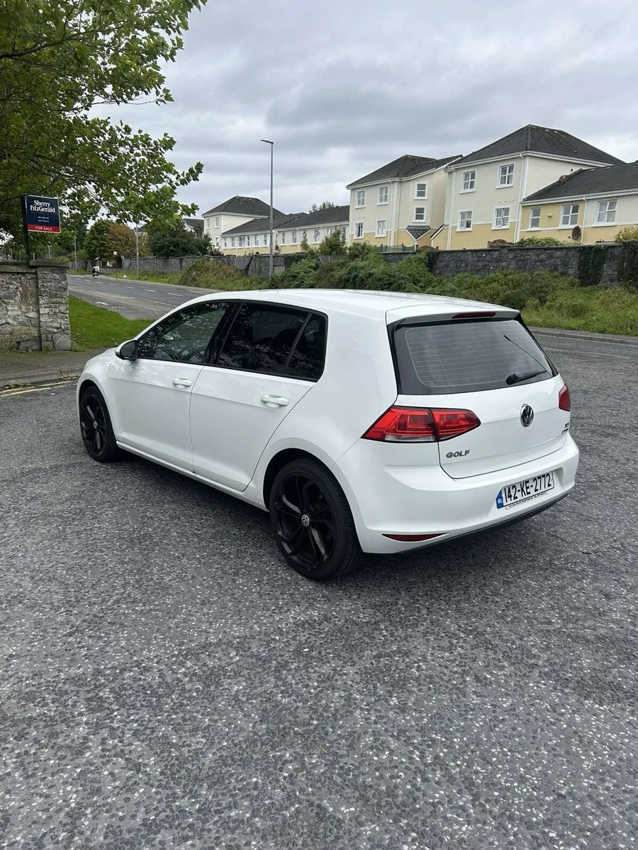 Volkswagen Golf - Image 3