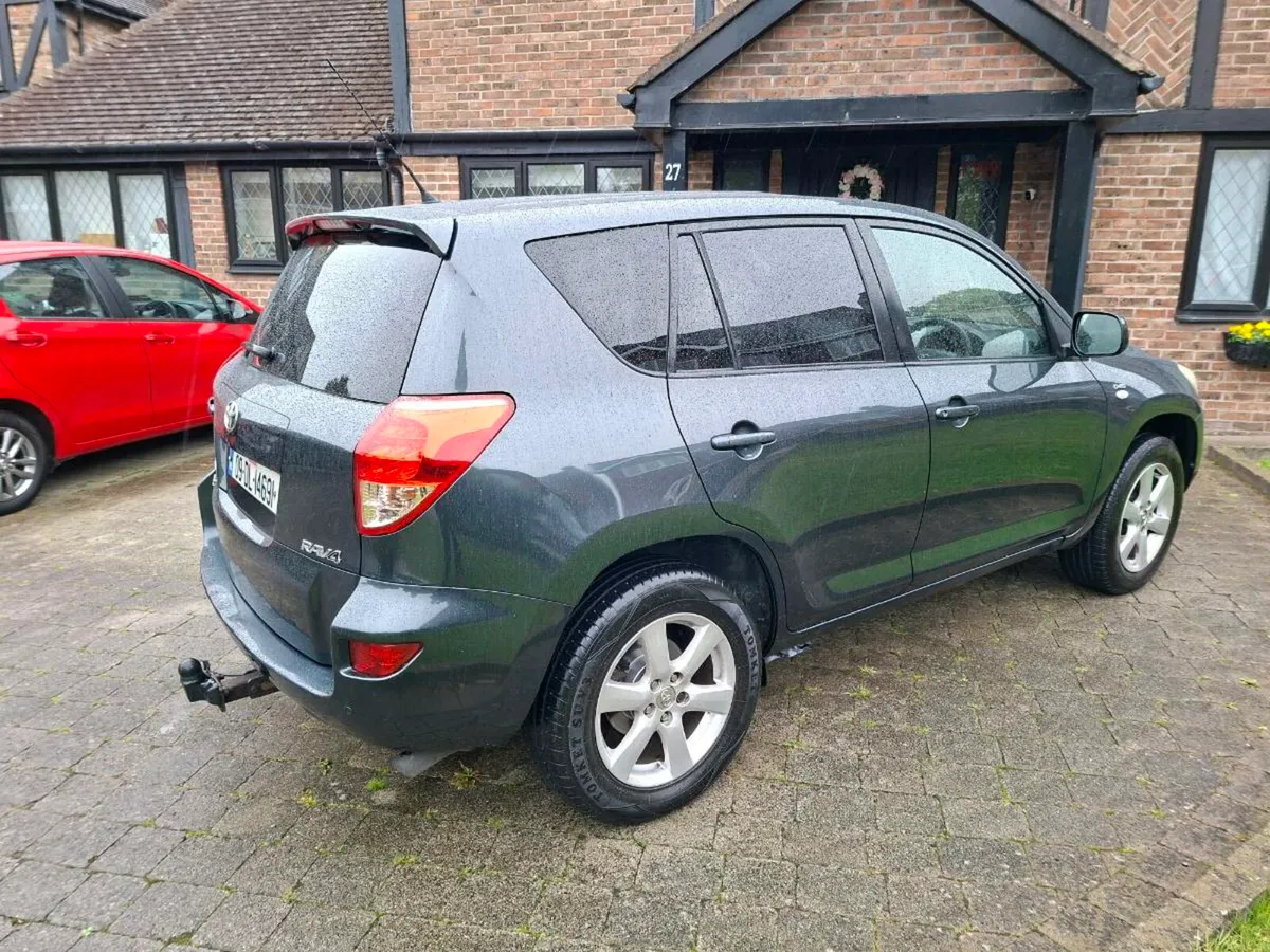 TOYOTA  RAV 4 D4D 4X4 2009 VERY CLEAN JEEP - Image 2