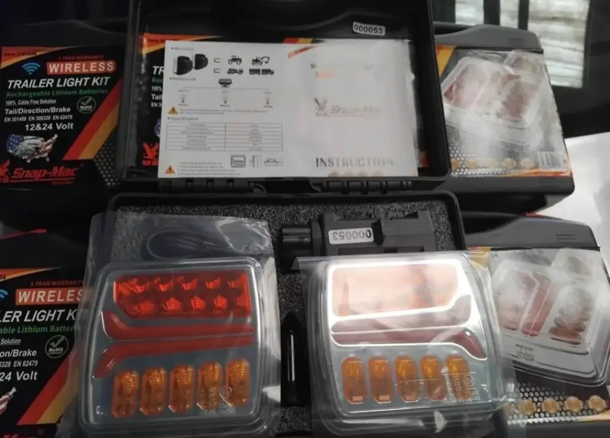 Magnetic Wireless Trailer Light Kit - Image 1