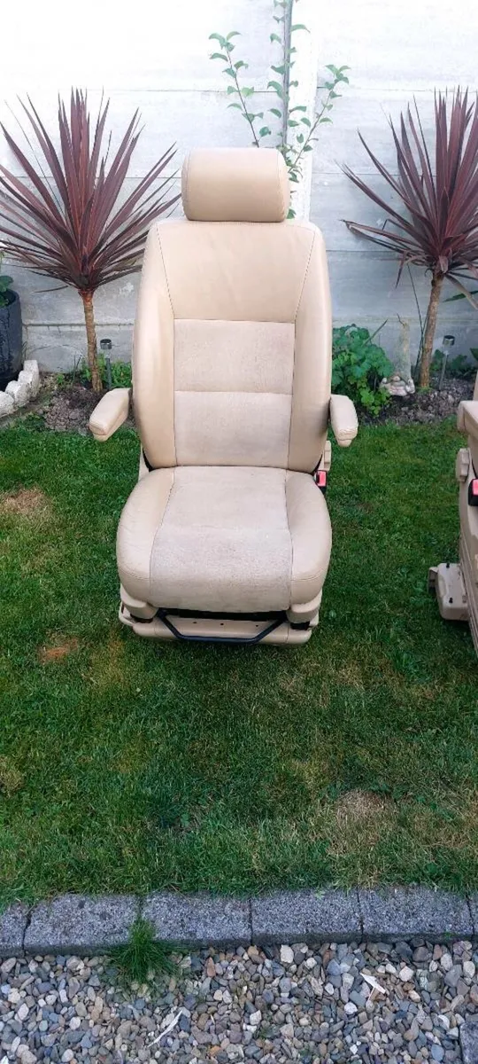 Seats for vw transporter, multivan, t5,t5,1 t6 - Image 2