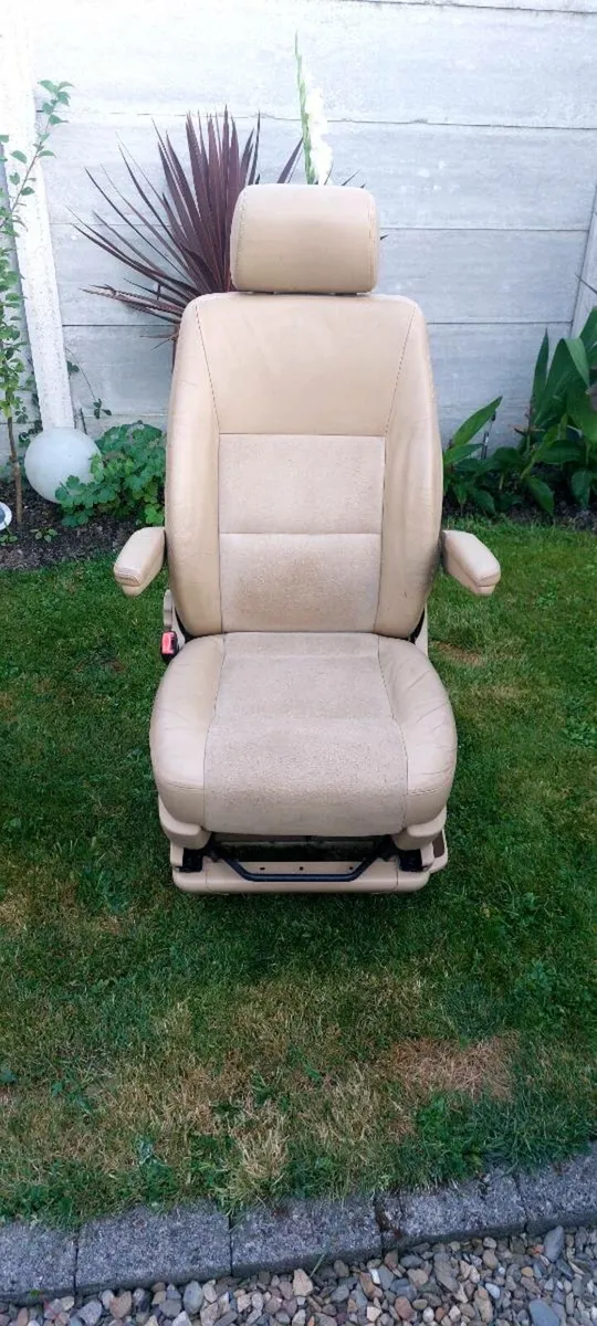 Seats for vw transporter, multivan, t5,t5,1 t6 - Image 3