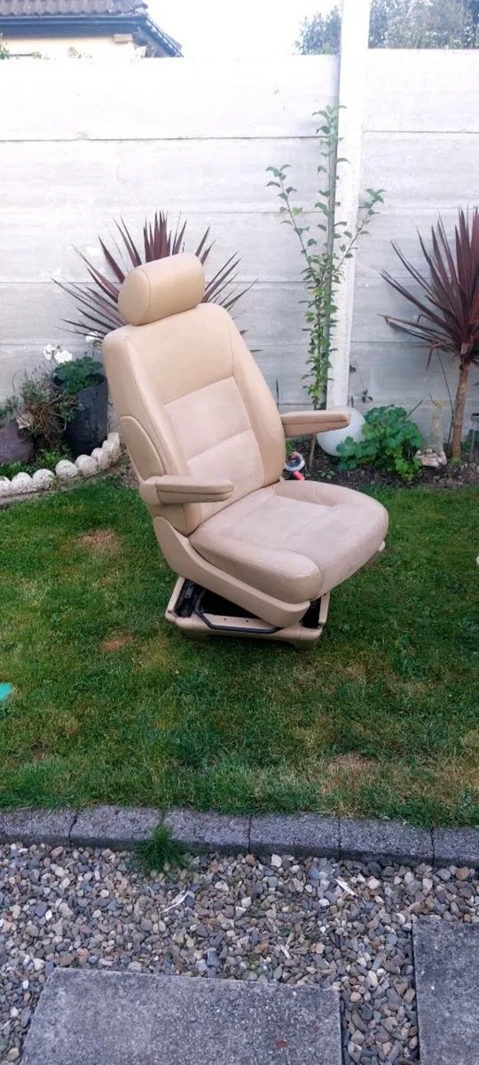 Seats for vw transporter, multivan, t5,t5,1 t6 - Image 4