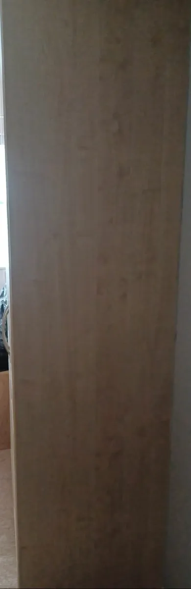 Built in wardrobe in excellent condition - Image 2