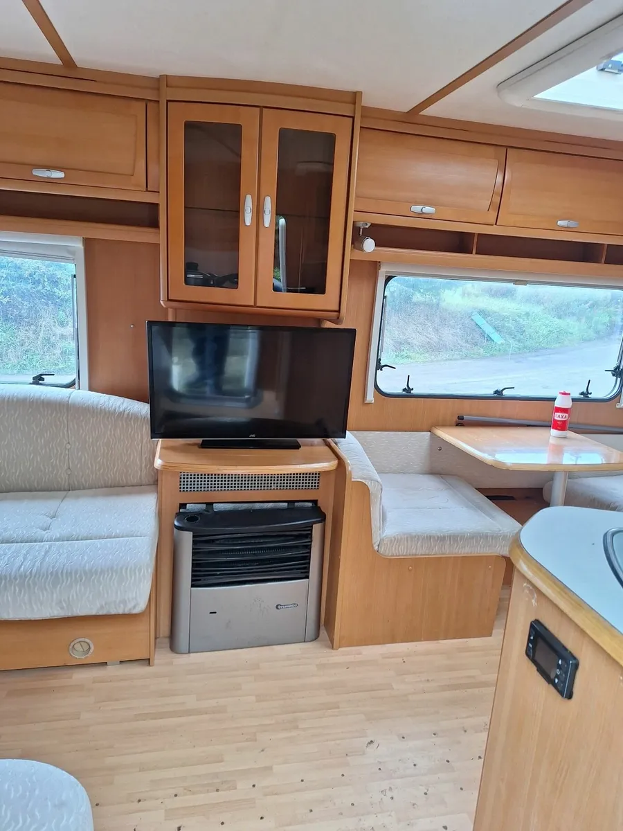 Caravan - Image 4