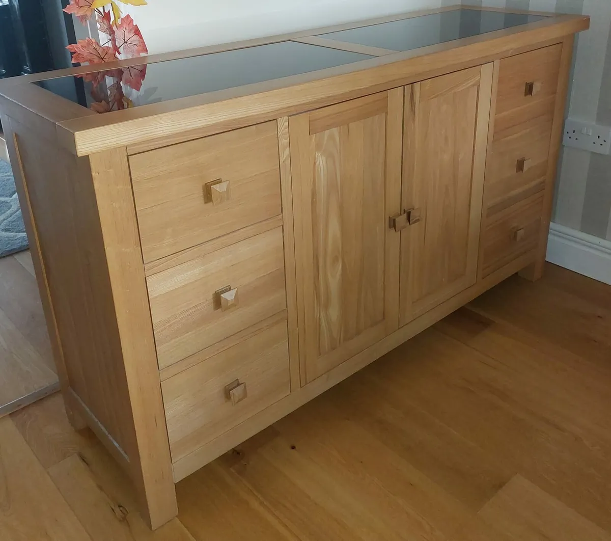 Sideboard - Image 2
