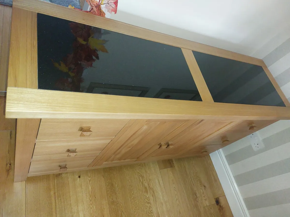 Sideboard - Image 3