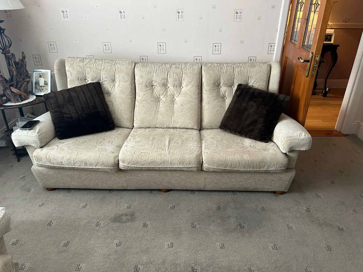 3 piece suite - Image 1