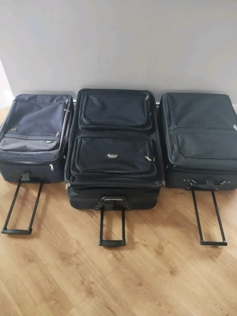 Luggage travel cases - Image 1