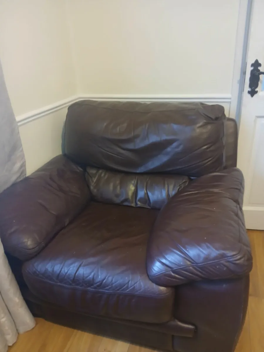 Brown italian Leather 3 piece suite - Image 3