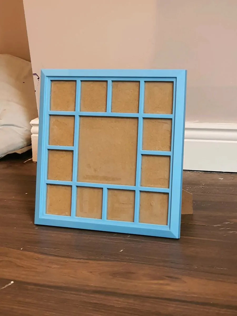 Photograph frames - Image 1