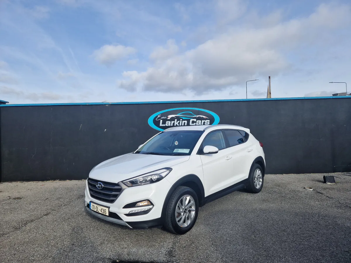 Hyundai Tucson 2017 Low Miles - Image 2