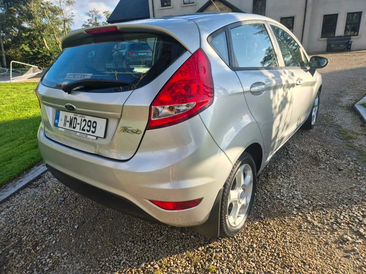 Ford Fiesta 1.2 petrol - Image 2