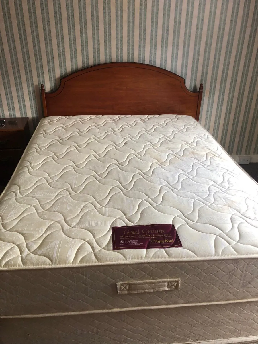 Bedroom furniture - Image 1