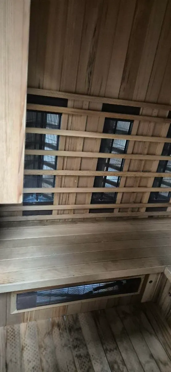 Infrared corner Sauna - Image 4