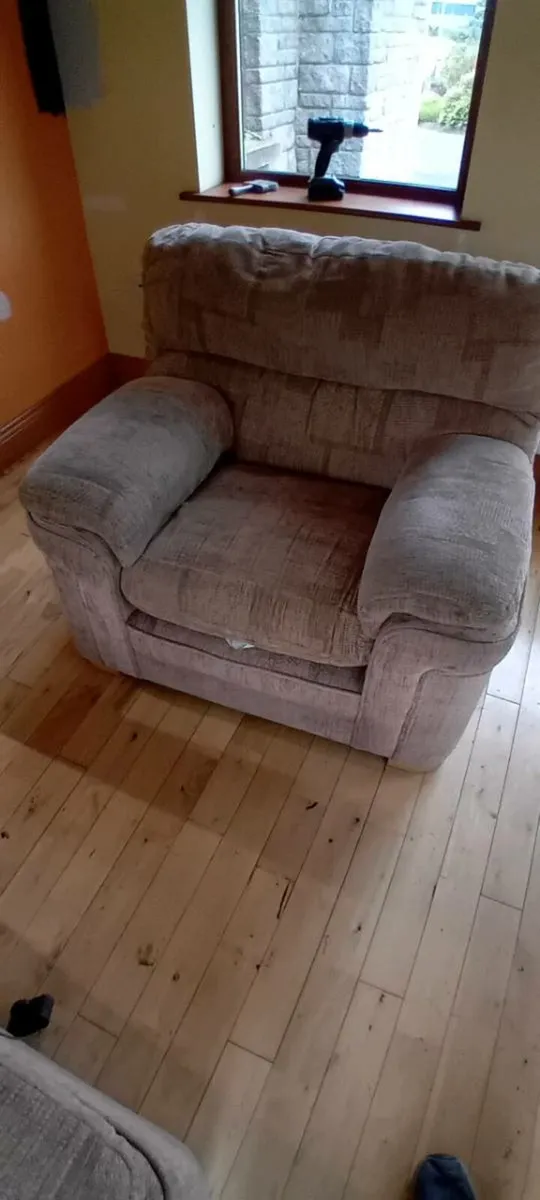 3- 1-1 couch - Image 3