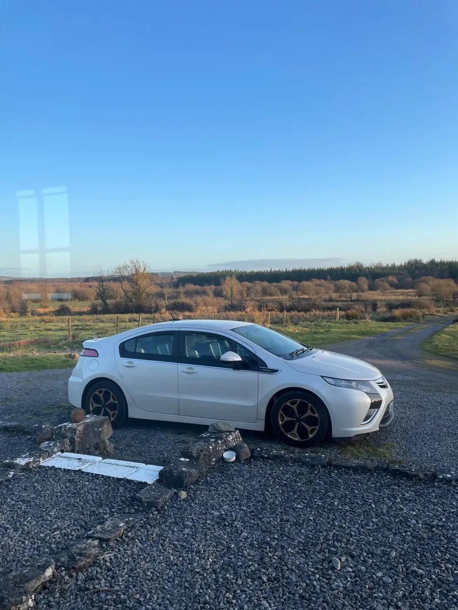 Vauxhall Ampera 2014 - Image 3