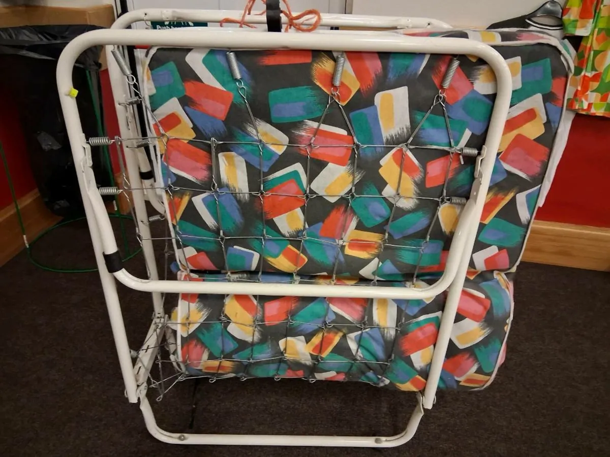 Single Fold Up Bed With Mattress - Image 3