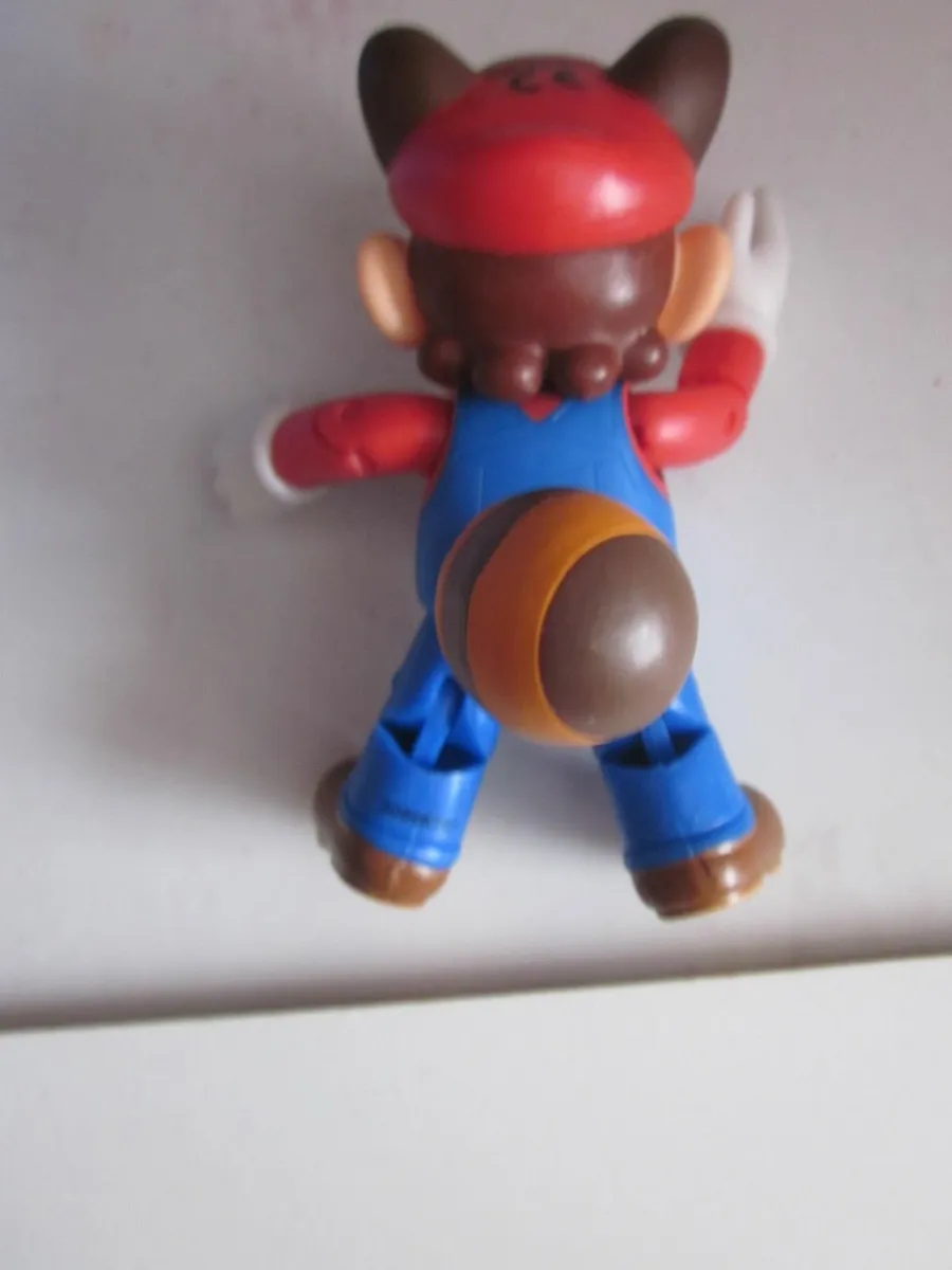 Super Mario Raccoon Jakks Poseable 4" Figure 2015 - Image 3