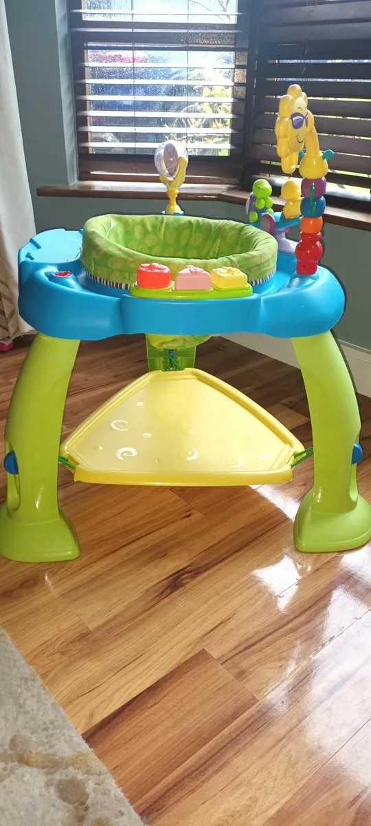 Baby activity jumper