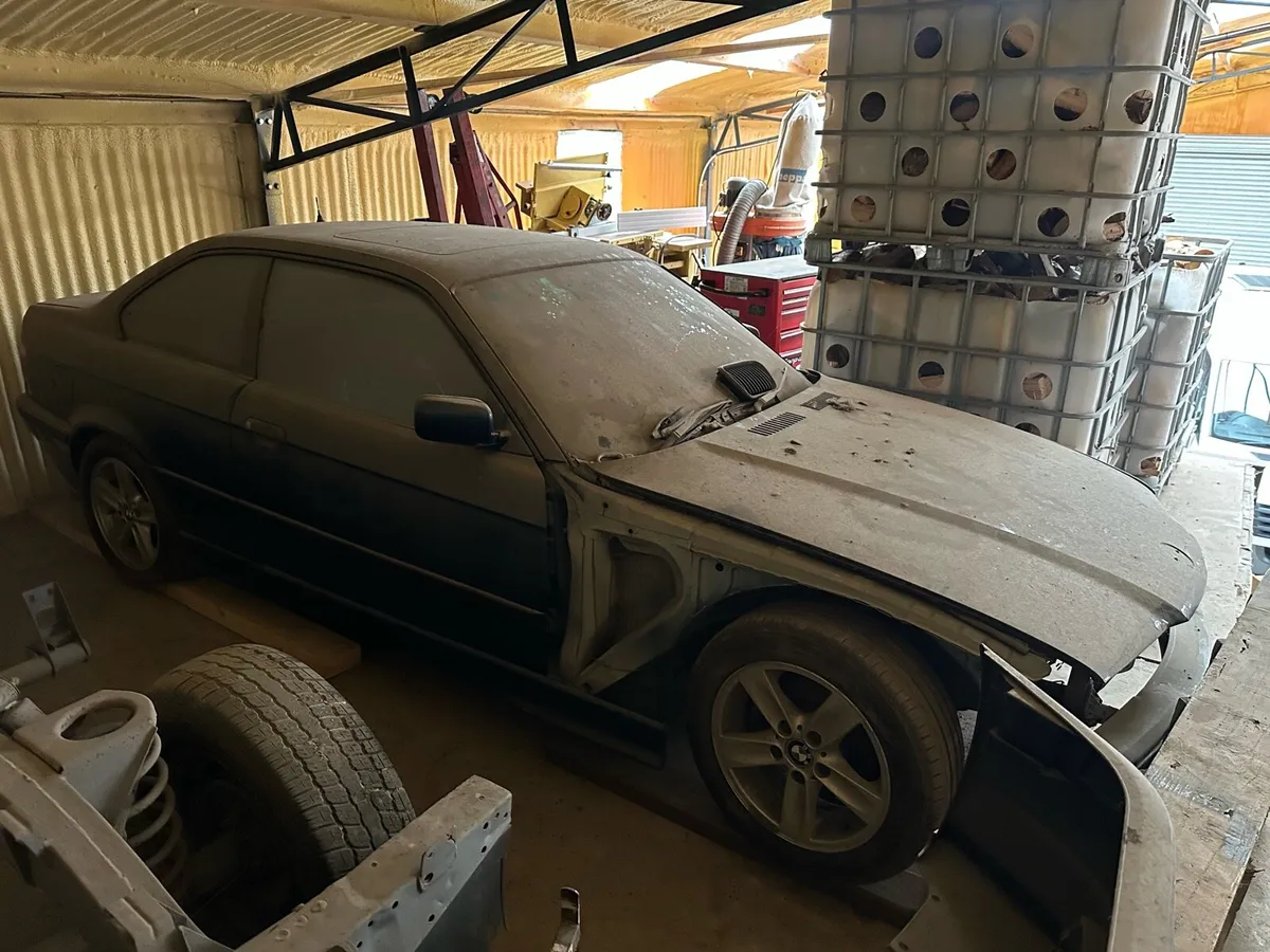 BMW e36 parts /shells - Image 1