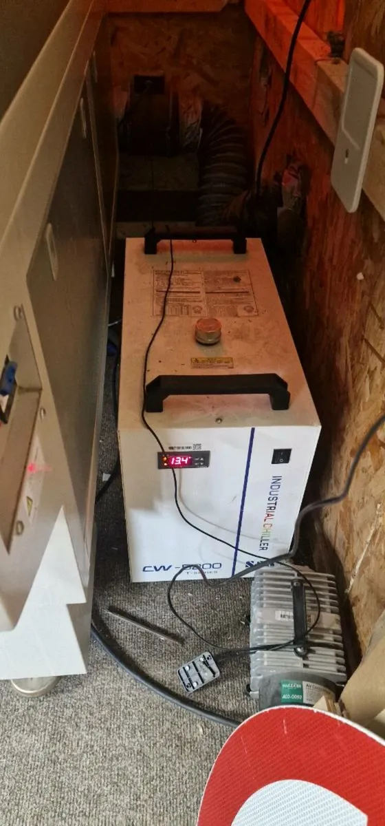 LARGE 150W LASER MACHINE - Image 3