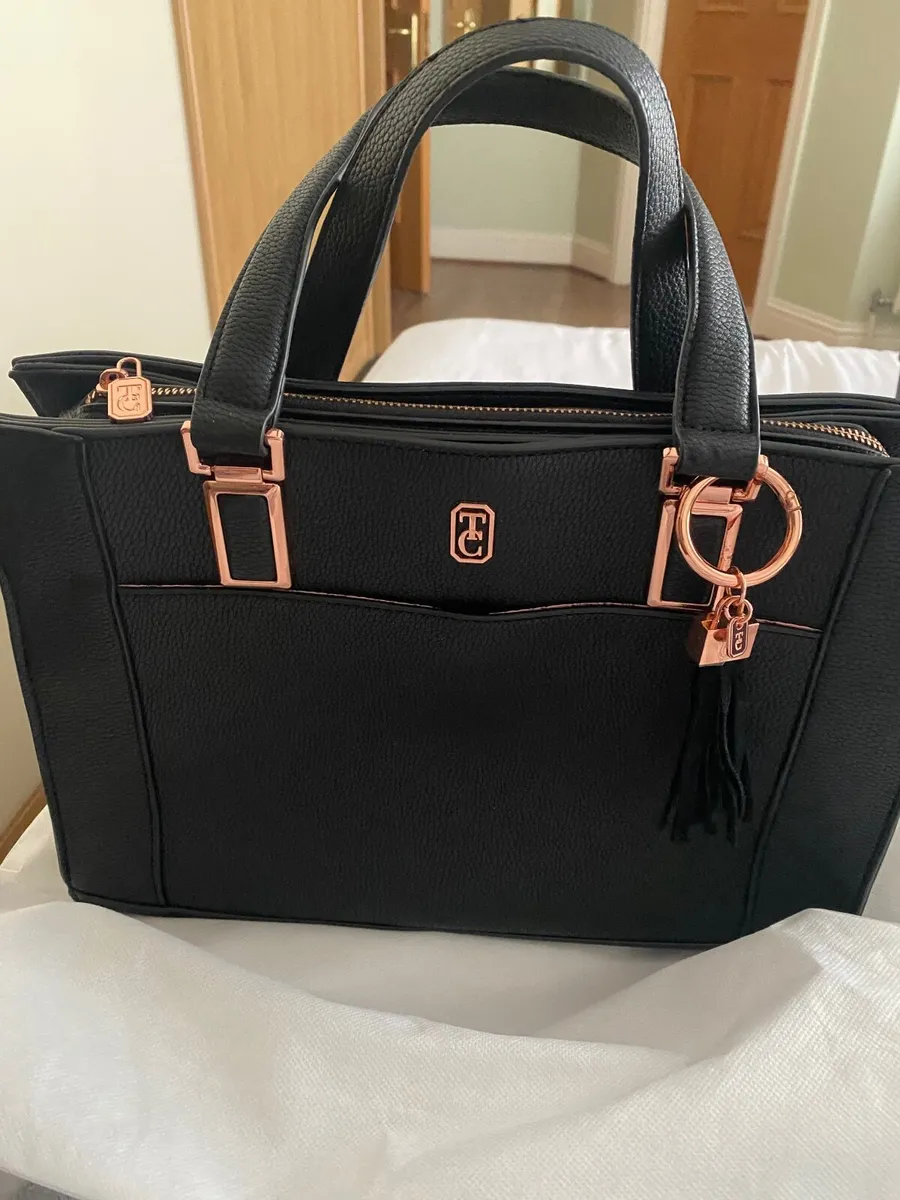 Black handbag - Image 1