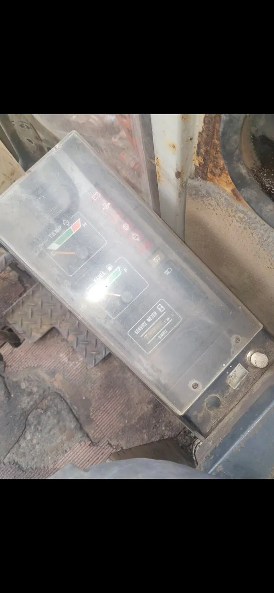 Hitachi Ex60 URG - Image 3