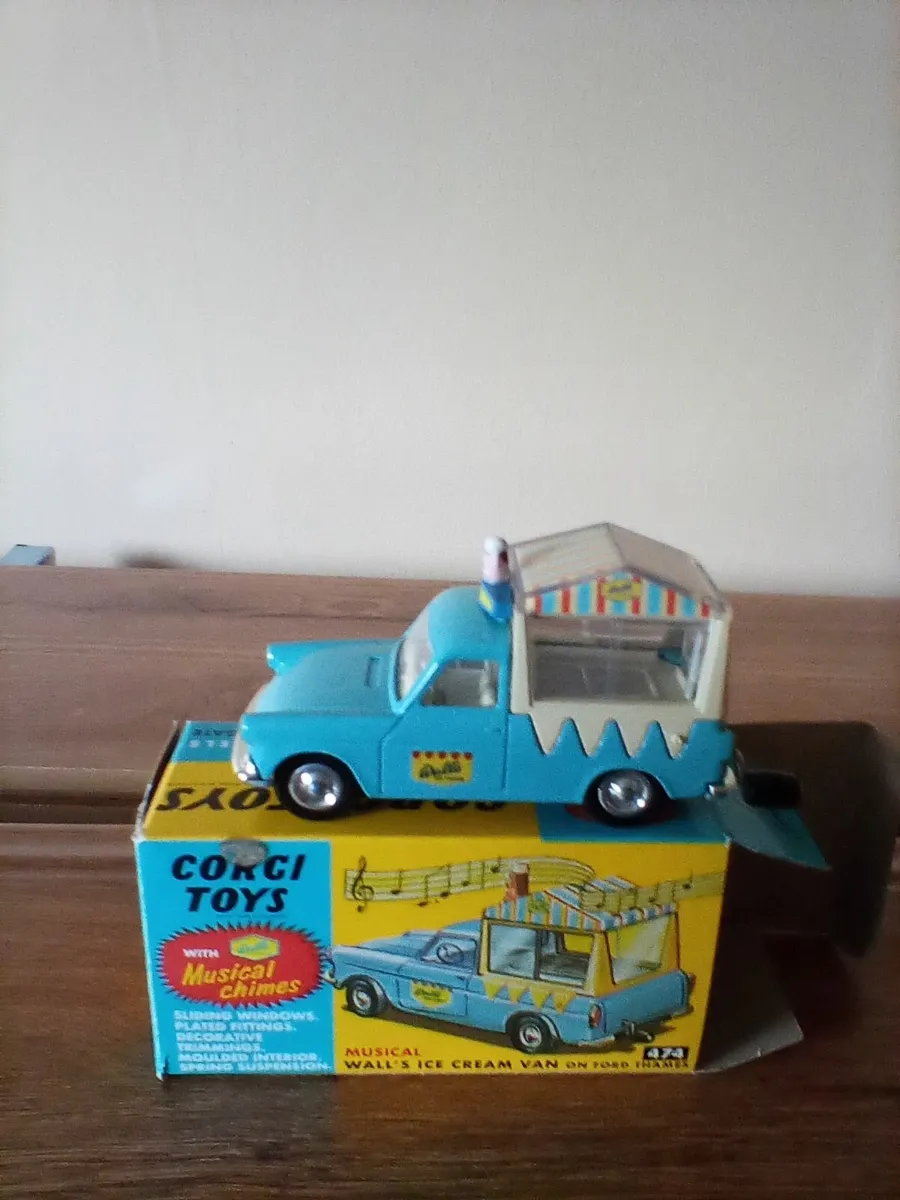 Corgi ice cream van - Image 4