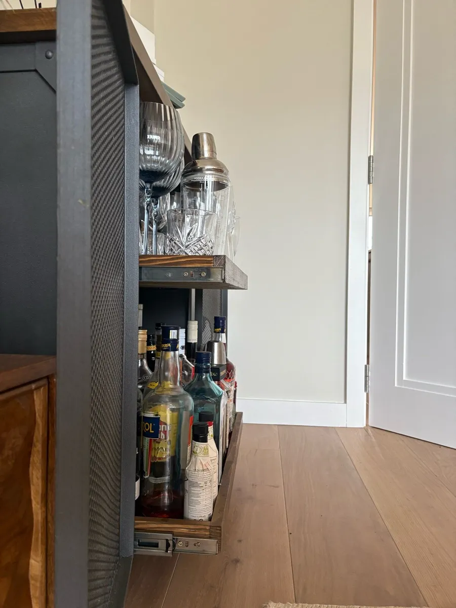Drinks Cabinet - Image 4