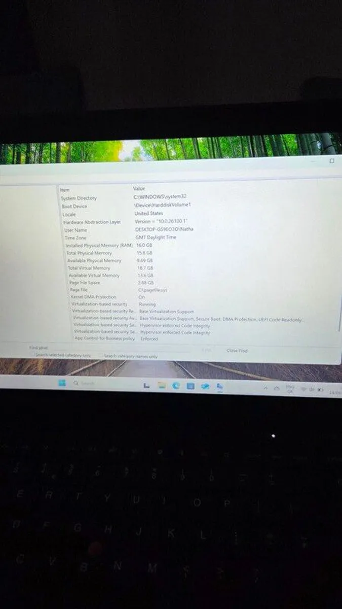 Lenovo ThinkPad T490s - Image 4