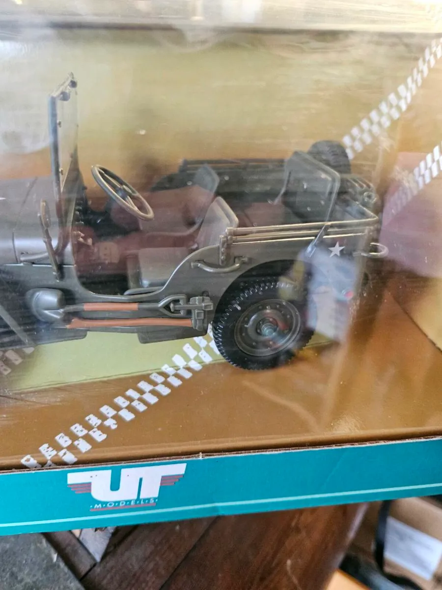 Corgi UT American WW2 Willy's Jeep 1:18 - Image 3