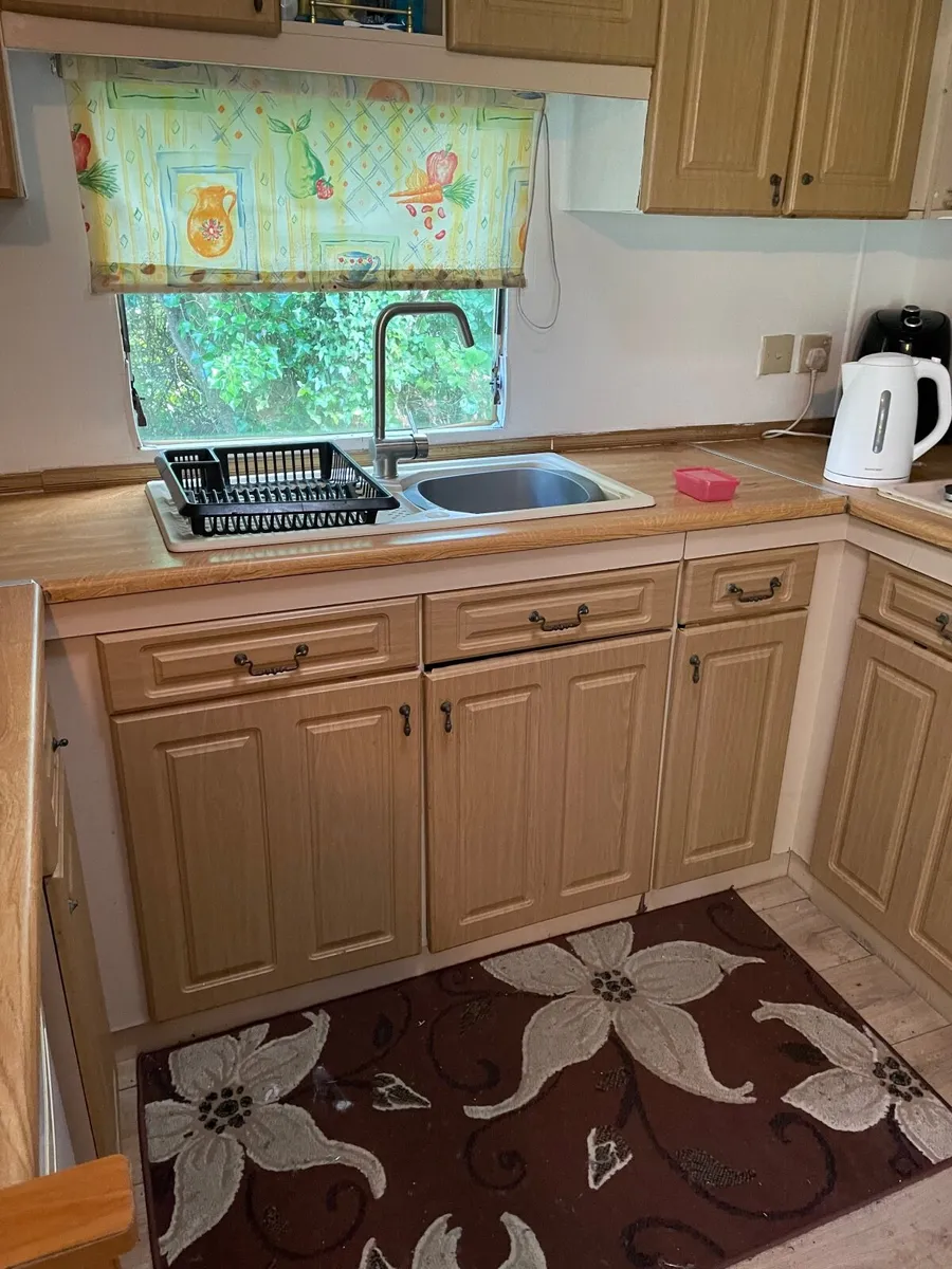 Mobile home for sale - Image 1