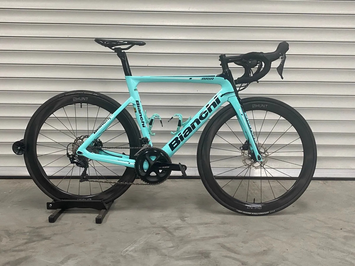 Road Bike - Image 2