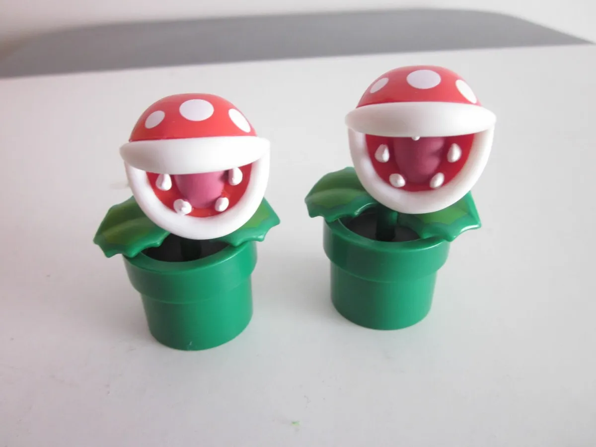 Super Mario Jakks 2.5" Piranha Plant 2015  Figures - Image 1