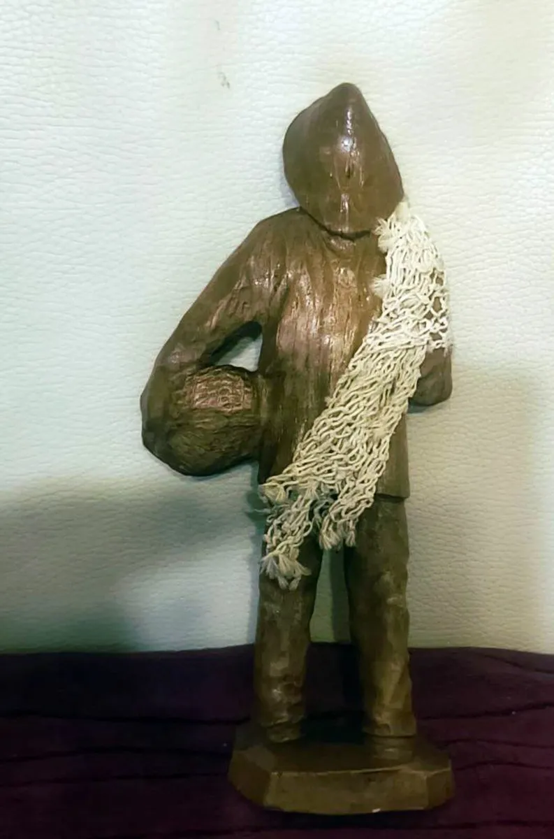Irishman Wooden statue of a fisherman nets fishing - Image 2