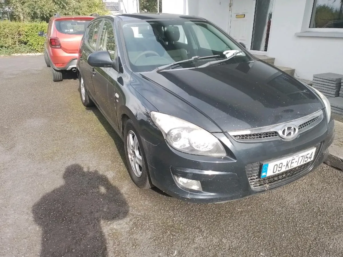 Hyundai  i20 all parts renault fluance  part - Image 1