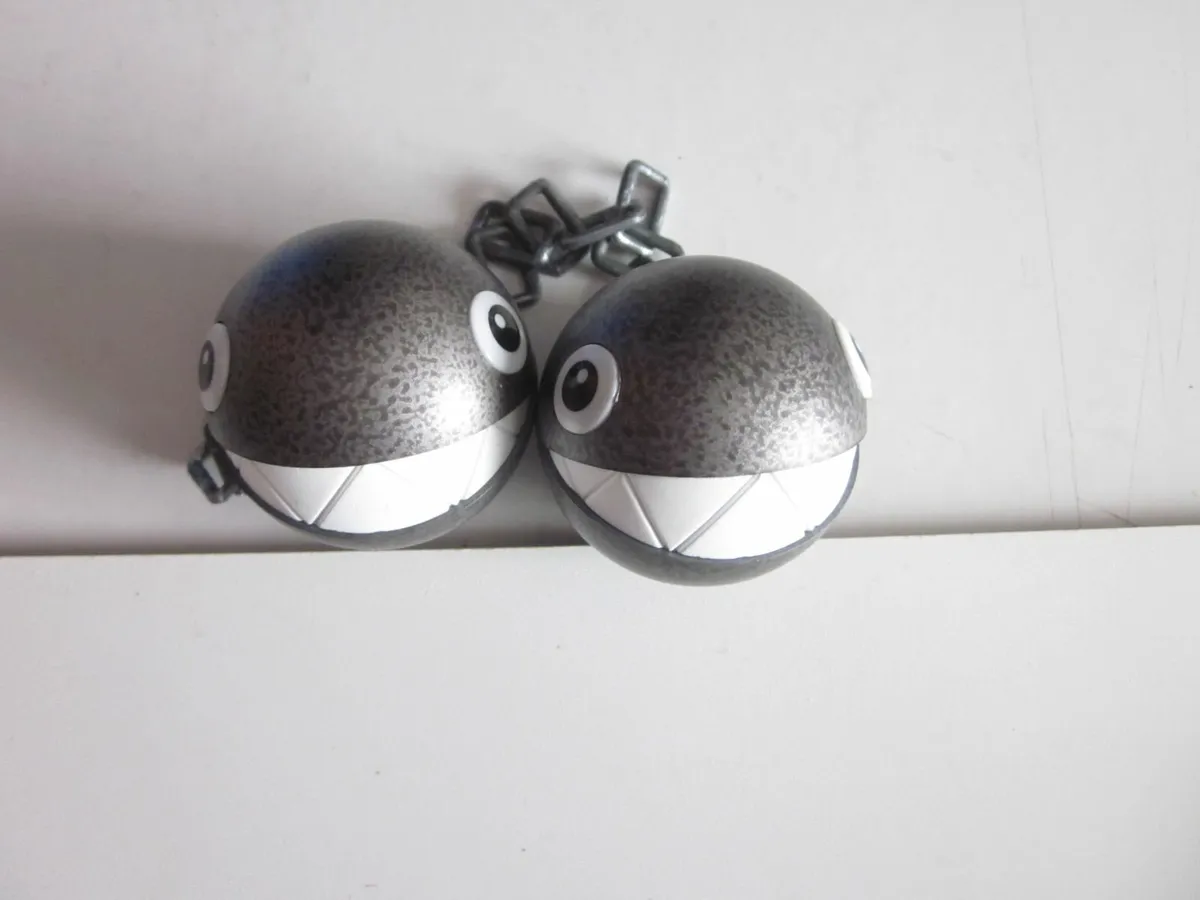 Super Mario Two Chain Chomp Figures - Image 1