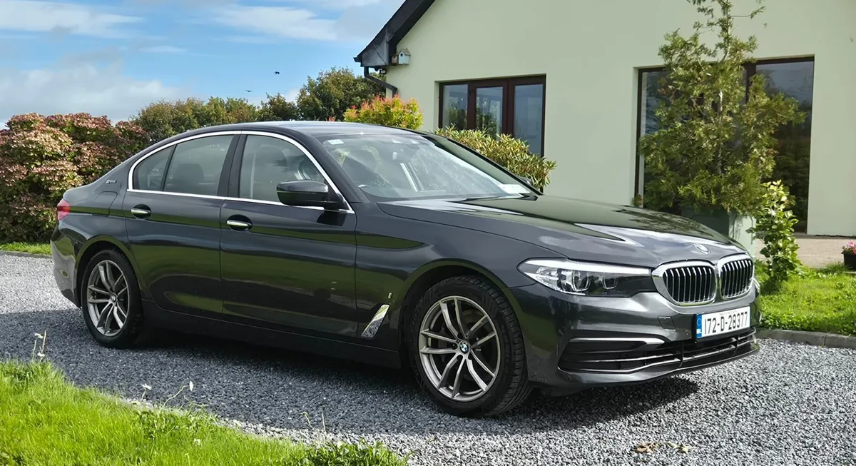 BMW 5-Series 2017 - Image 1