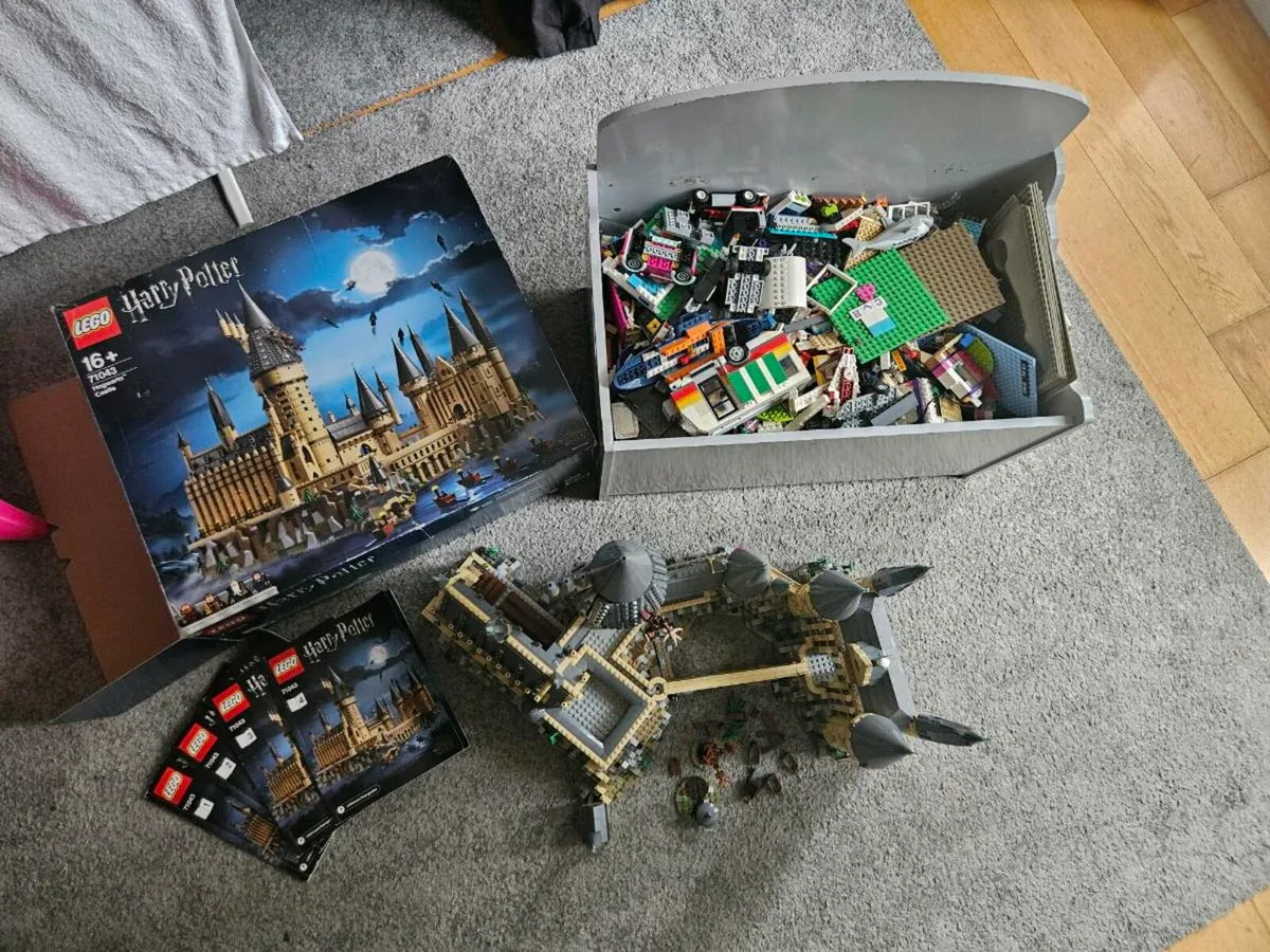 20 kg of genuine Lego includding 71043 - Image 2
