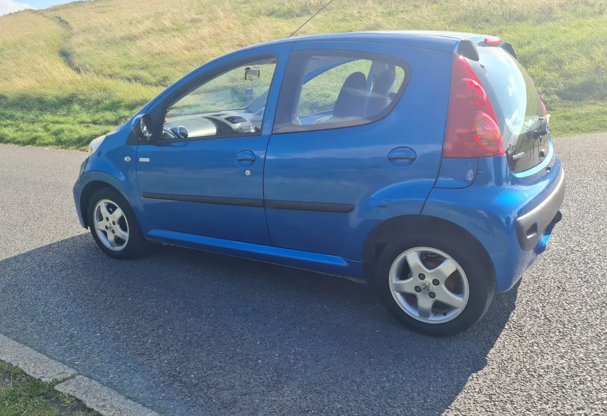 Peugeot 107 2010 - Image 4