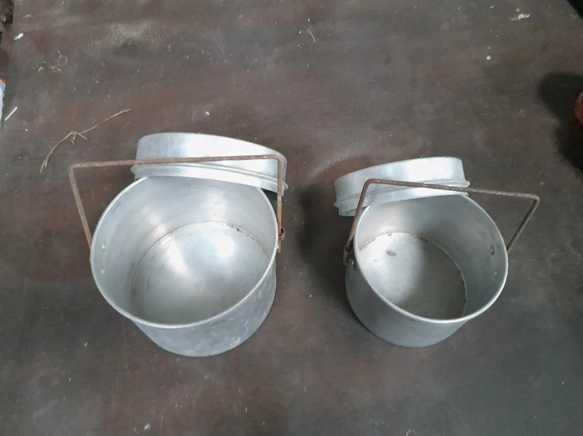 Milk cans - Image 2