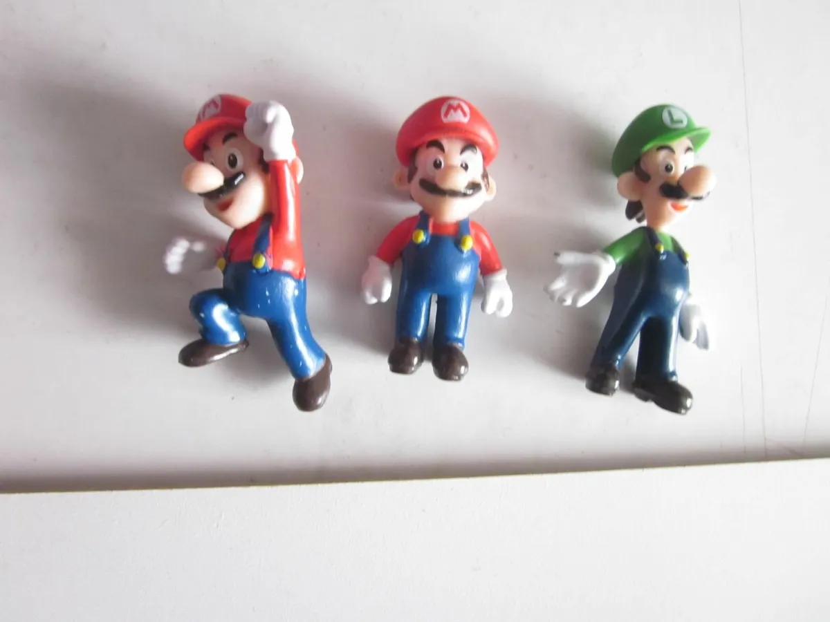 Super Mario Jakks 2" Figures X3 - Image 1