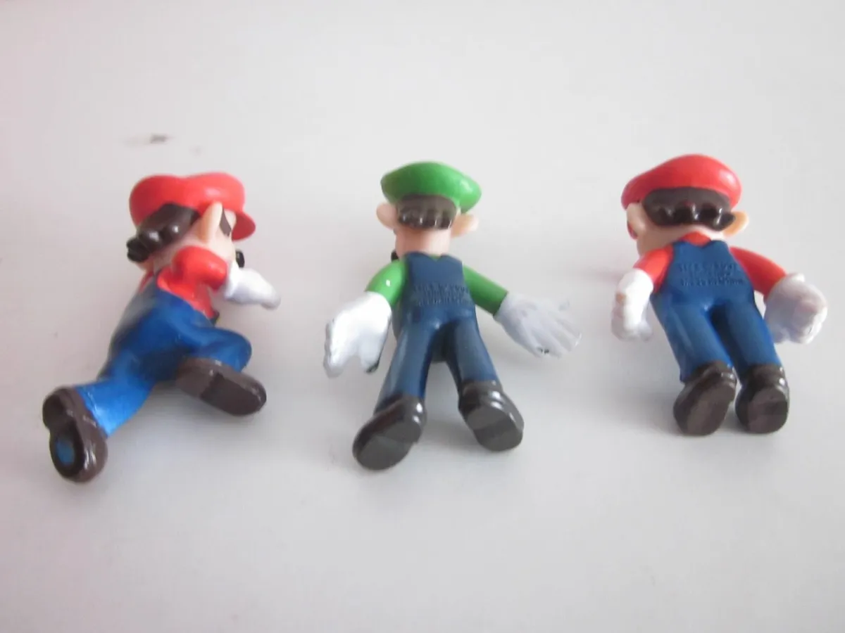 Super Mario Jakks 2" Figures X3 - Image 2