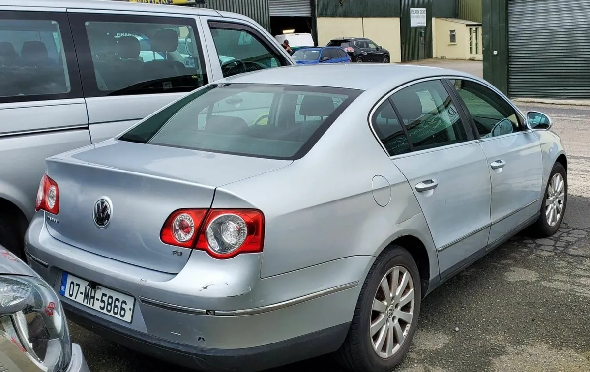 Volkswagen Passat 2007 - Image 4