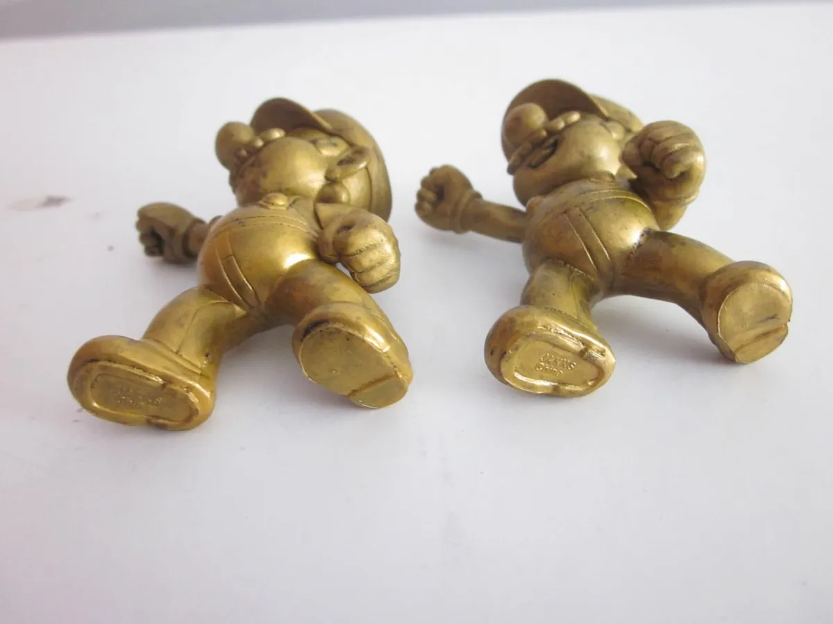 Nintendo Gold Trophy Series Super Mario Jakks 2.5" - Image 3
