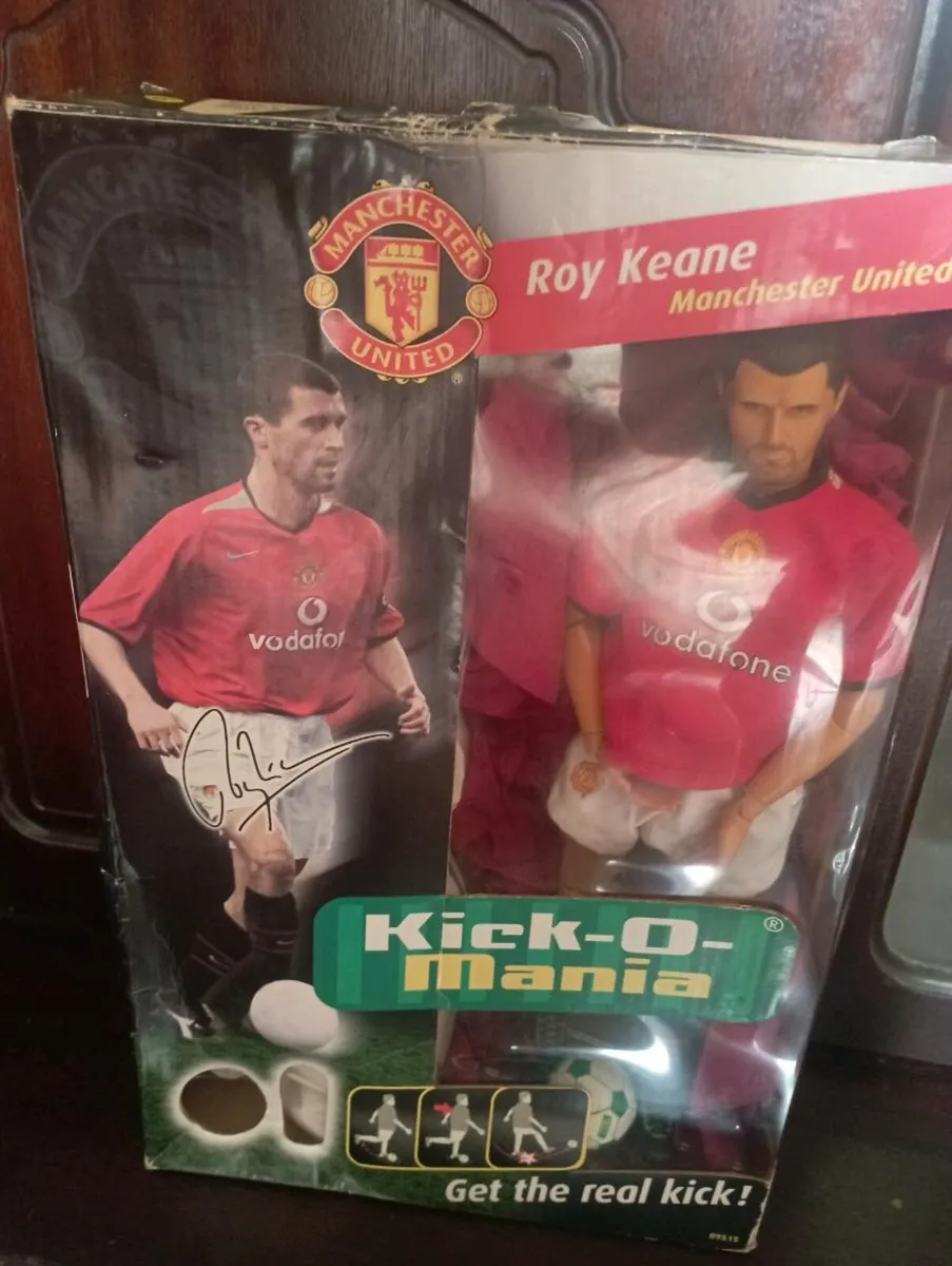 MANCHESTER UNITED KICK -O-MAINA FIGURES FOR SALE - Image 2