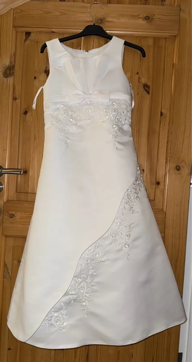 Communion dress - Image 1