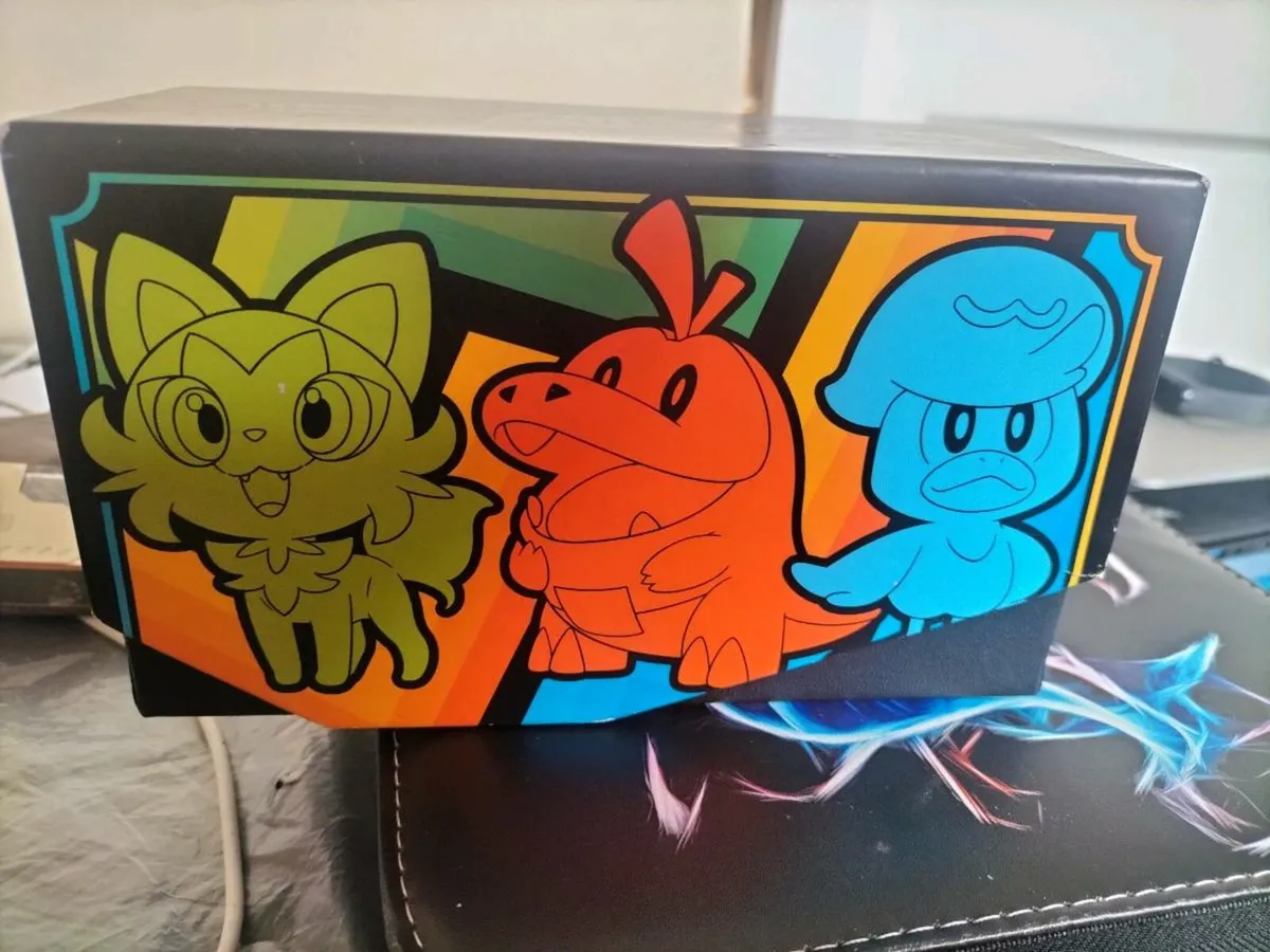 POKEMON SCARLET & VIOLET BOX FOR SALE - Image 1