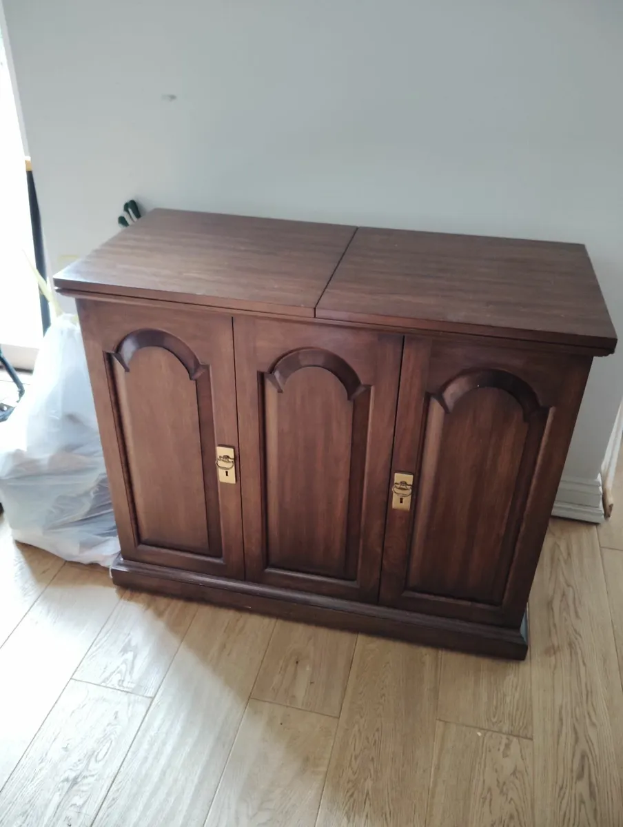 Pennsylvania house cupboard - Image 1