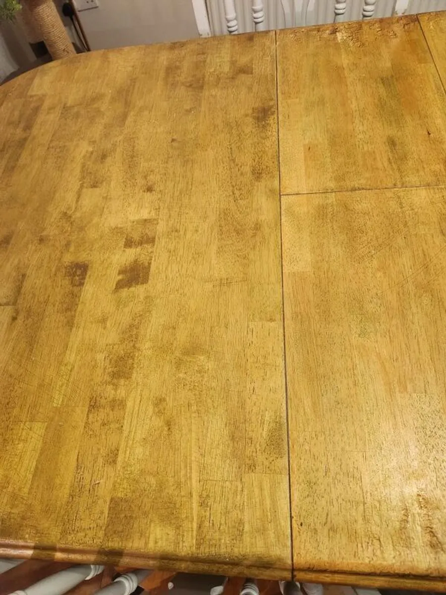 Oak dining table and chairs - Image 4